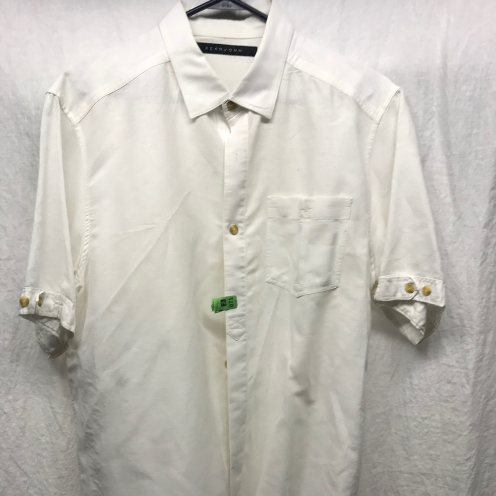 BUNDLE (4) Men's XL Button up shirts Sean John